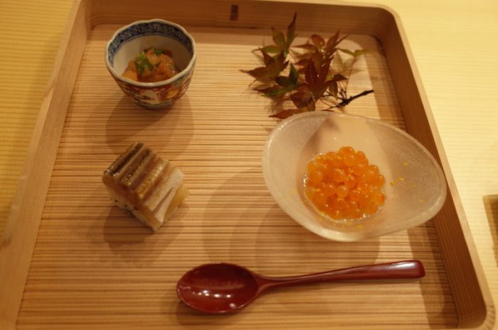 酢飯を目の前で作ることからスタート