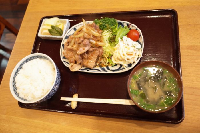 定食界の救世主!男飯の聖地がここに