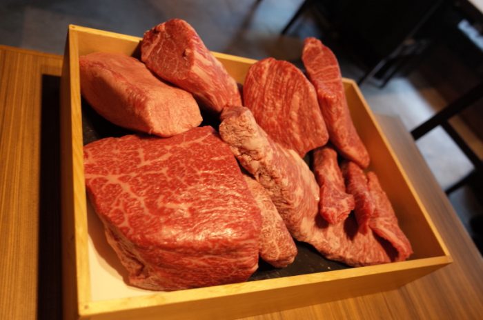 タンを塊で焼くと未知の旨味が現れた!