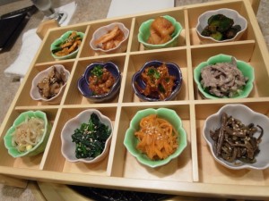 前菜(キムチ、ナムルの盛り合わせ)|コバウ