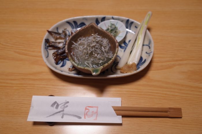 鰻の骨を抜き過ぎて腱鞘炎になった大将の絶品料理