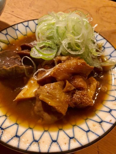 煮込みの東京レジェンド店は何を食べてもうまい