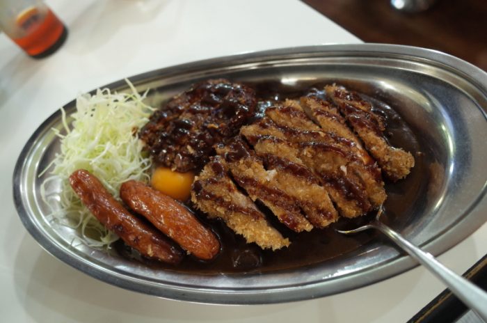 金沢カレーの代表格でガッツリ食らう